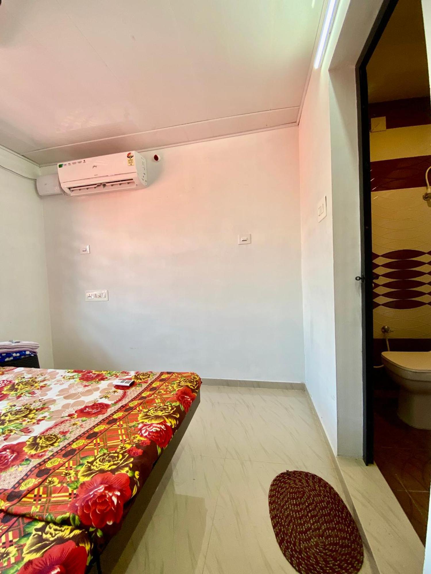 Rajatheeram Beach Homestay & Backwater Cruise Alleppey Alappuzha Exterior foto