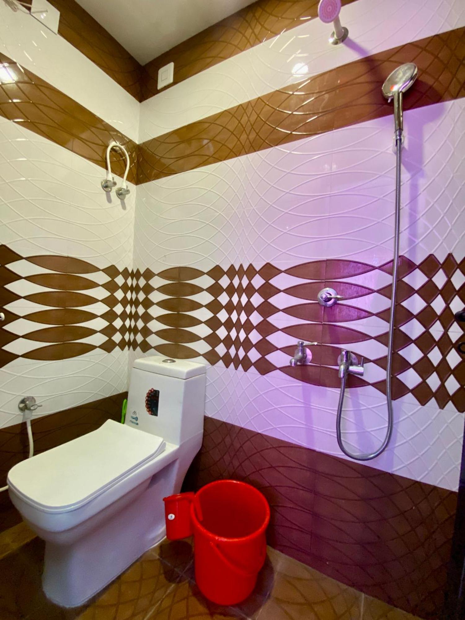 Rajatheeram Beach Homestay & Backwater Cruise Alleppey Alappuzha Exterior foto