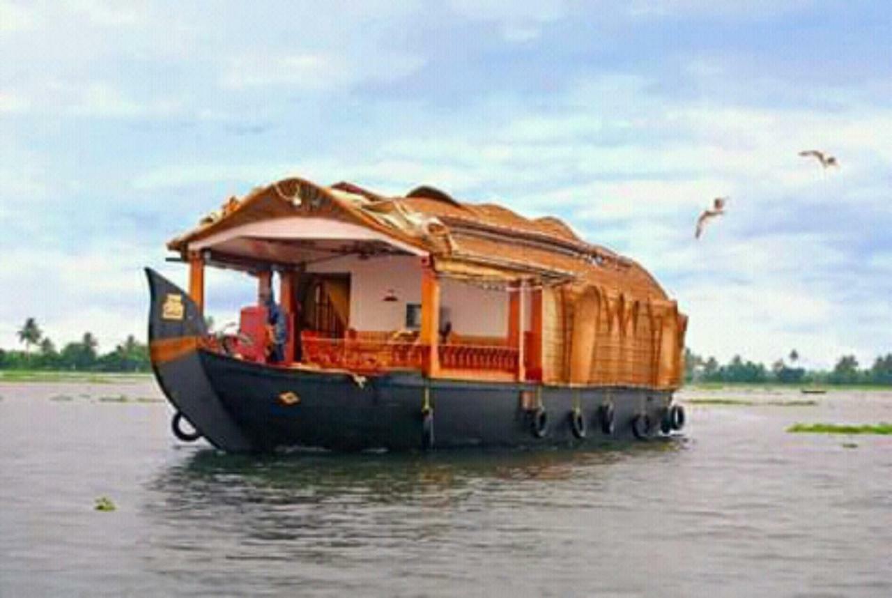 Rajatheeram Beach Homestay & Backwater Cruise Alleppey Alappuzha Exterior foto
